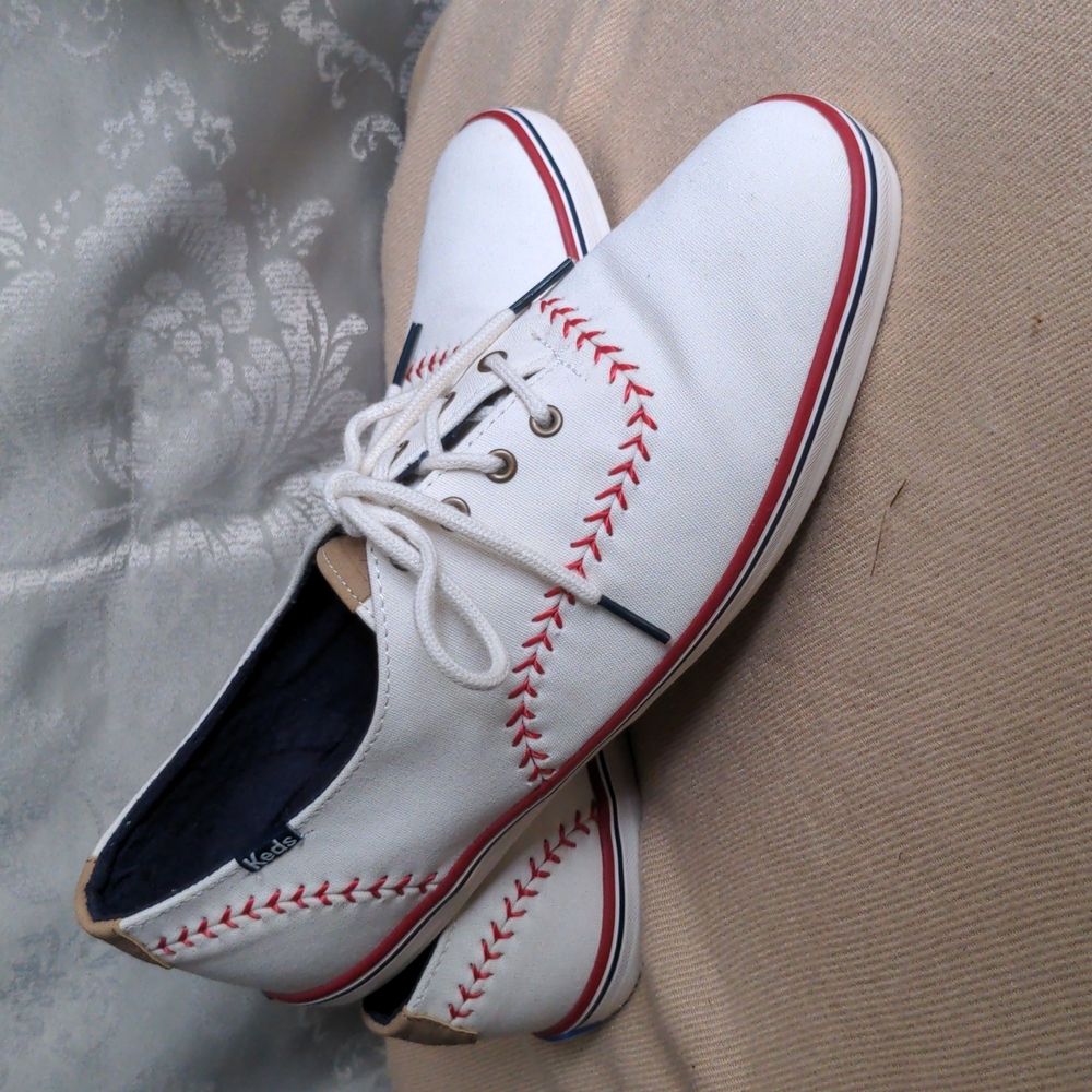 Keds Pennant Baseball Fashion Sneaker